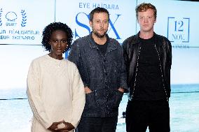 Six Jours Ce Printemps-La Premiere - Paris AJ