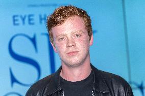 Six Jours Ce Printemps-La Premiere - Paris AJ