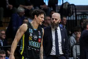 BASKET - Serie A - Vanoli Basket Cremona vs Dolomiti Energia Trentino