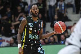 BASKET - Serie A - Vanoli Basket Cremona vs Dolomiti Energia Trentino