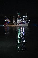 Return From Scallop Fishing - Port-En-Bessin. FC