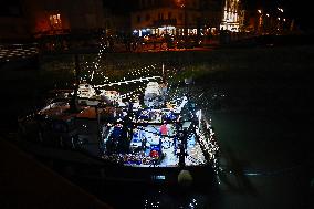 Return From Scallop Fishing - Port-En-Bessin. FC