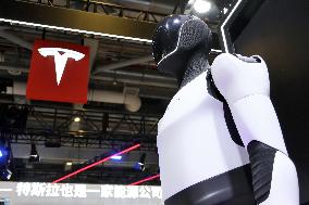 Tesla Optimus Humanoid Robot at 8th CIIE in Shanghai