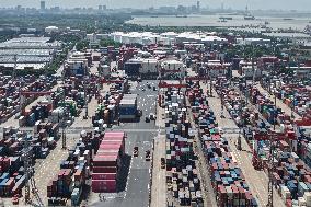 China Imports And Exports of Goods Trade Increased