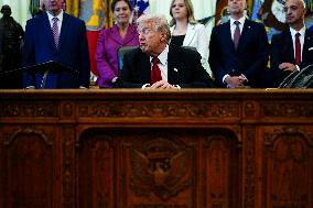 Donald Trump Announces Drug Pricing Deal With Pharma Giants - DC