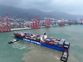 China Imports And Exports of Goods Trade Increased