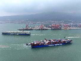 China Imports And Exports of Goods Trade Increased