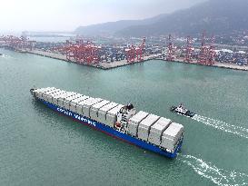 China Imports And Exports of Goods Trade Increased