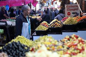 Fruit and Vegetable Market in Oran