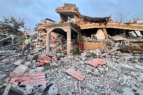 Israeli Airstrike Hits South Lebanon