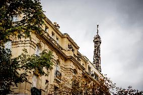 Eiffel Tower Illustrations - Paris