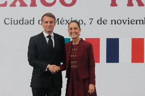 Emmanuel Macron hold News Conference in Mexico