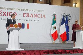 Emmanuel Macron hold News Conference in Mexico