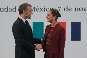 Emmanuel Macron hold News Conference in Mexico