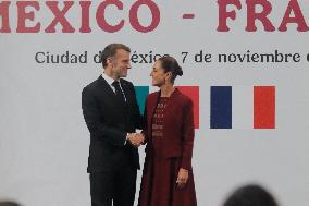 Emmanuel Macron hold News Conference in Mexico