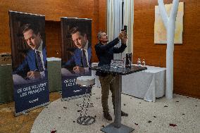 Jordan Bardella signs copies of his book Ce que veulent les Français - Nice