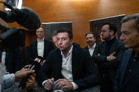 Jordan Bardella signs copies of his book Ce que veulent les Français - Nice