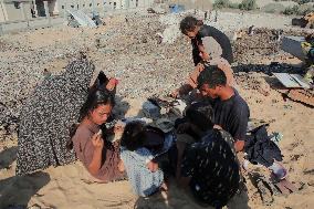 Gaza Scrap Search Amid Crisis