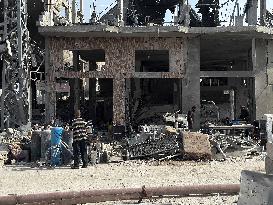 Gaza Man Rebuilds Bombed Bakery - Gaza Strip