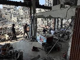 Gaza Man Rebuilds Bombed Bakery - Gaza Strip