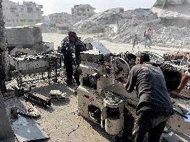 Gaza Man Rebuilds Bombed Bakery - Gaza Strip
