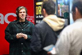 Orelsan dedicaces Caen. FC