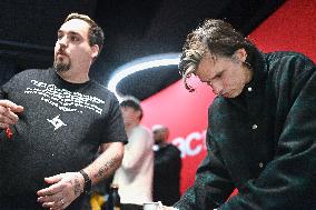 Orelsan dedicaces Caen. FC