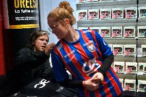 Orelsan dedicaces Caen. FC