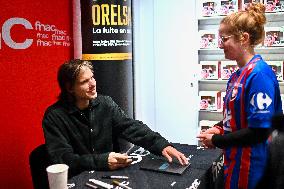 Orelsan dedicaces Caen. FC