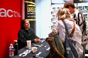 Orelsan dedicaces Caen. FC