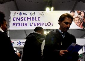 Forum for employment on Place de la Concorde in Paris
