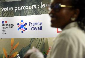 Forum for employment on Place de la Concorde in Paris