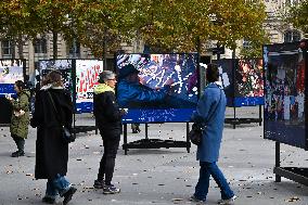 Dix ans apres les attentats du 13 Novembre, les Parisiens se recueillent place de la Republique.