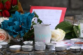 Dix ans apres les attentats du 13 Novembre, les Parisiens se recueillent place de la Republique.