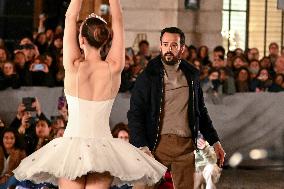 Christmas Lights Illuminate Faubourg Saint Honore - Paris