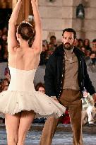 Christmas Lights Illuminate Faubourg Saint Honore - Paris