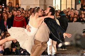 Christmas Lights Illuminate Faubourg Saint Honore - Paris