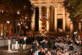 Christmas Lights Illuminate Faubourg Saint Honore - Paris