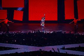 Katy Perry Performs in Barcelona