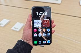 Huawei Mate 70 Air Phone