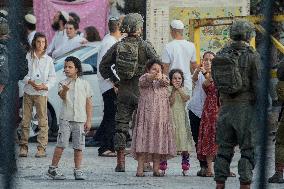 Settlers Storm Hebron Old City - Palestine