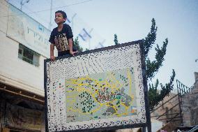 Settlers Storm Hebron Old City - Palestine