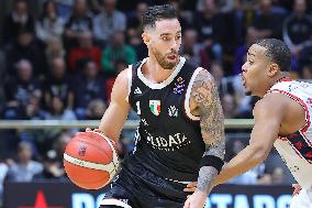 BASKET - Serie A - Virtus Olidata Bologna vs Una Hotels Reggio Emilia