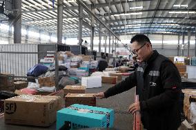 Logistics Processing Center in Zaozhuang