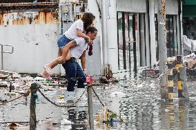 Super Typhoon Fung-Wong Evacuation - Philippines