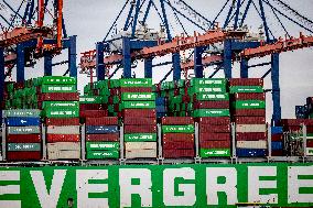 Illustration - Port of Rotterdam - Netherlands