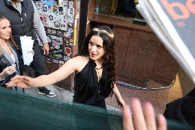 Rosalía and David Broncano on the program La Revuelta - Madrid