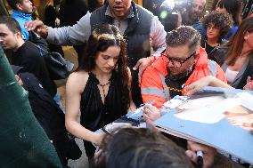 Rosalía and David Broncano on the program La Revuelta - Madrid