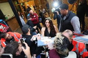 Rosalía and David Broncano on the program La Revuelta - Madrid