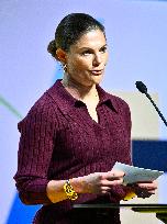 CROWN PRINCESS COUPLE PEP FORUM